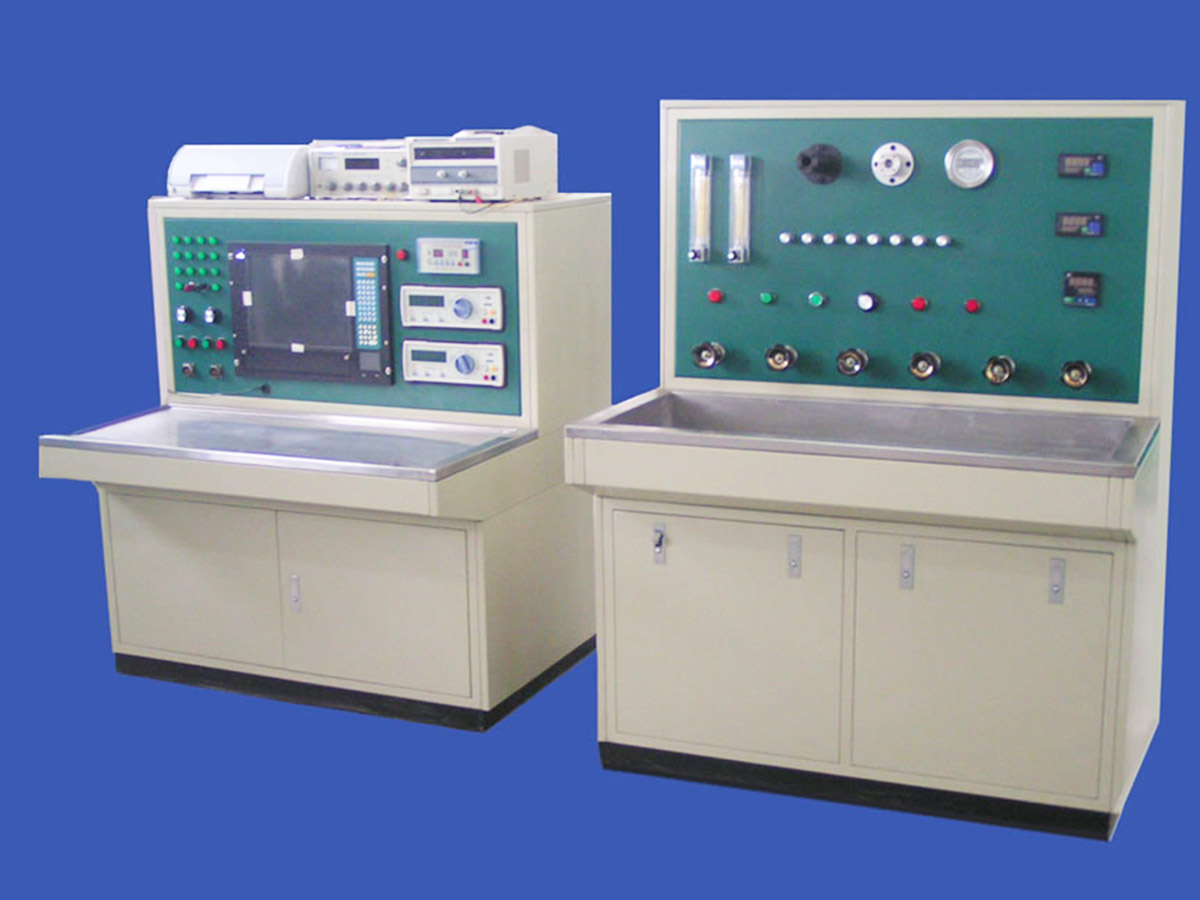 某型飞机电磁阀综合性能试验台